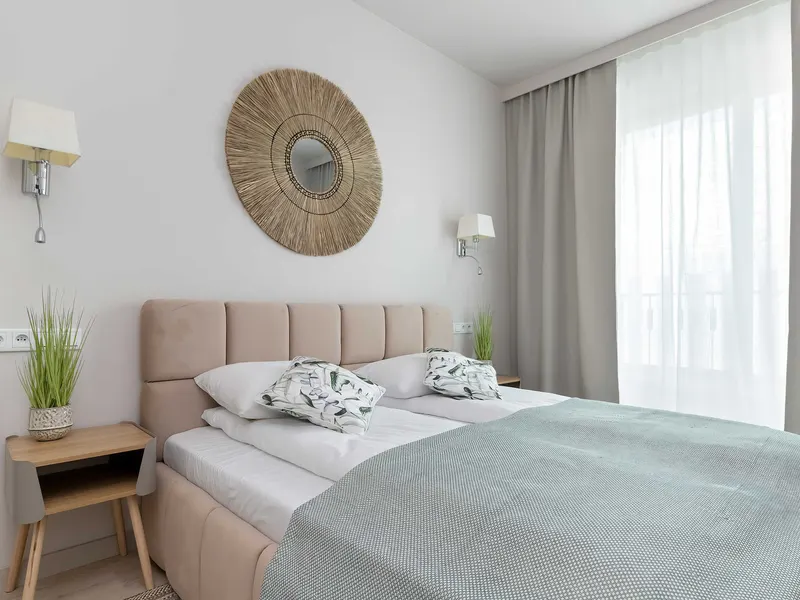 Stilvolle Zwei-Zimmer-Wohnung | Balkon | Zentrum – Foto 3