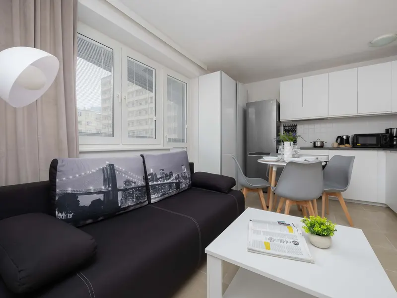 Bright Apartment with a Balcony | The Strict Centre of Warsaw – photo 1