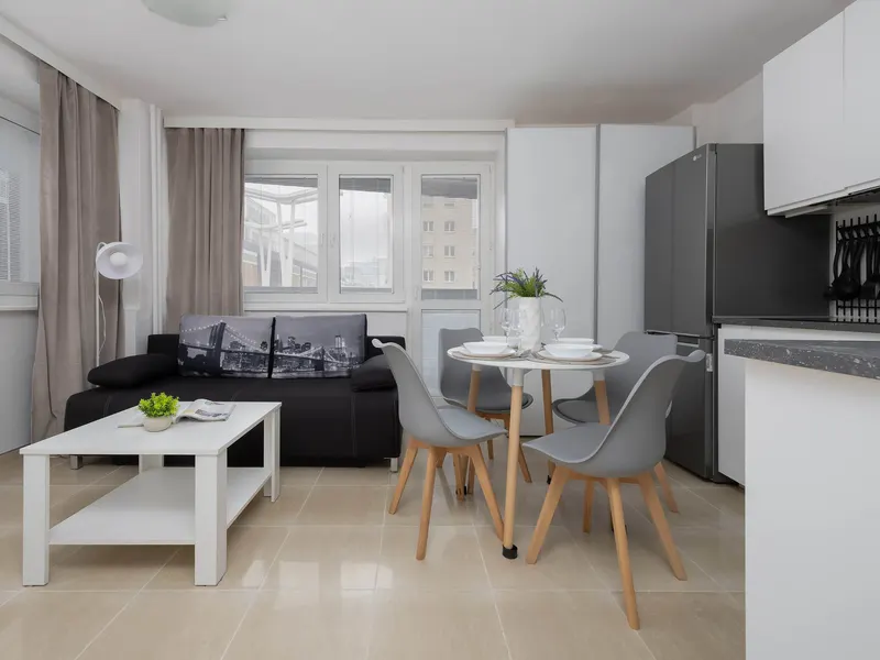 Bright Apartment with a Balcony | The Strict Centre of Warsaw – photo 3