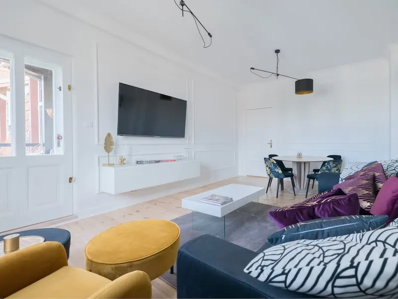 Przestronny Apartament | 3 Sypialnie, Parking i Balkon – zdjęcie 1