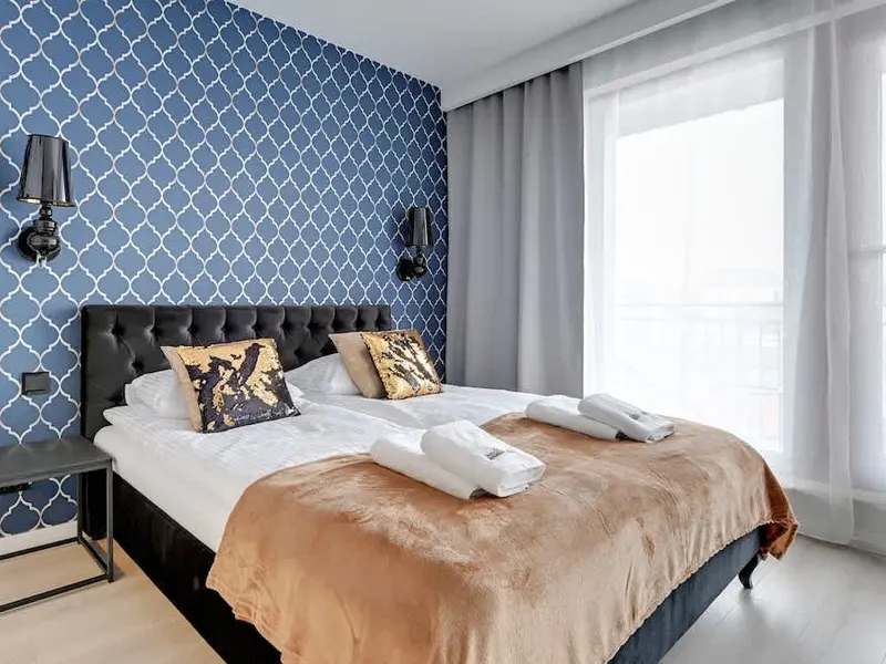 Stylish Studio in the Heart of Gdansk | Swimming Pool and Spa Area – photo 1
