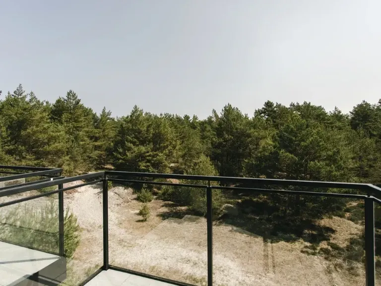 Widok z balkonu apartamentu w Łebie