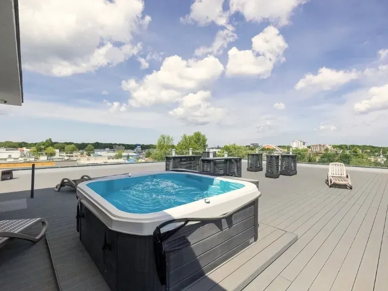Jacuzzi na tarasie
