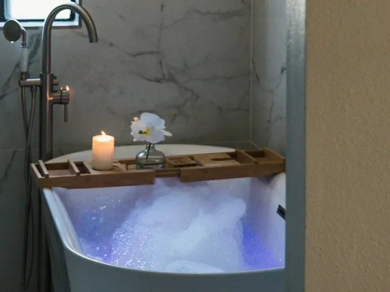 Wanna z hydromasażem w łazience, Wrocław
