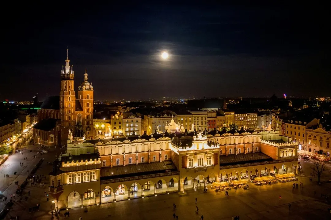 Kraków nocą