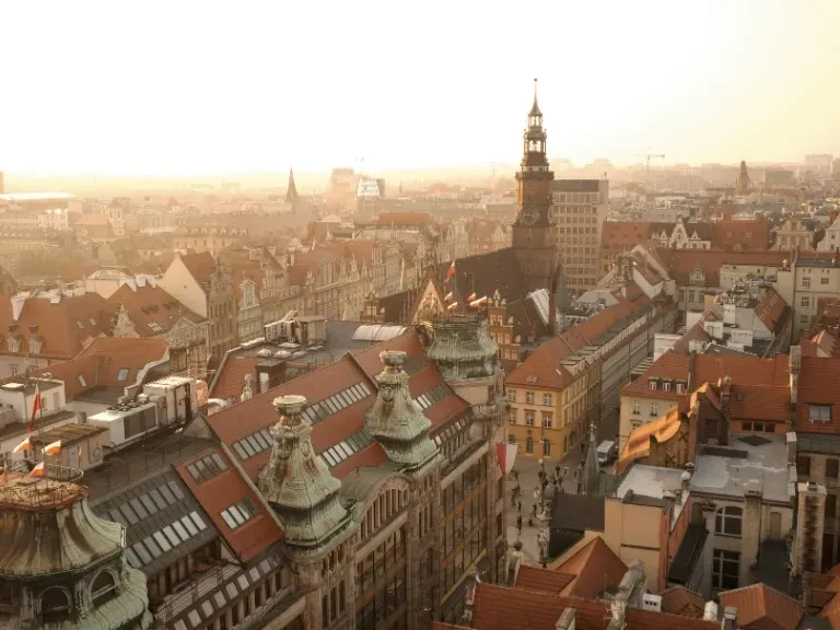 Widok na Wrocław o zachodzie słońca