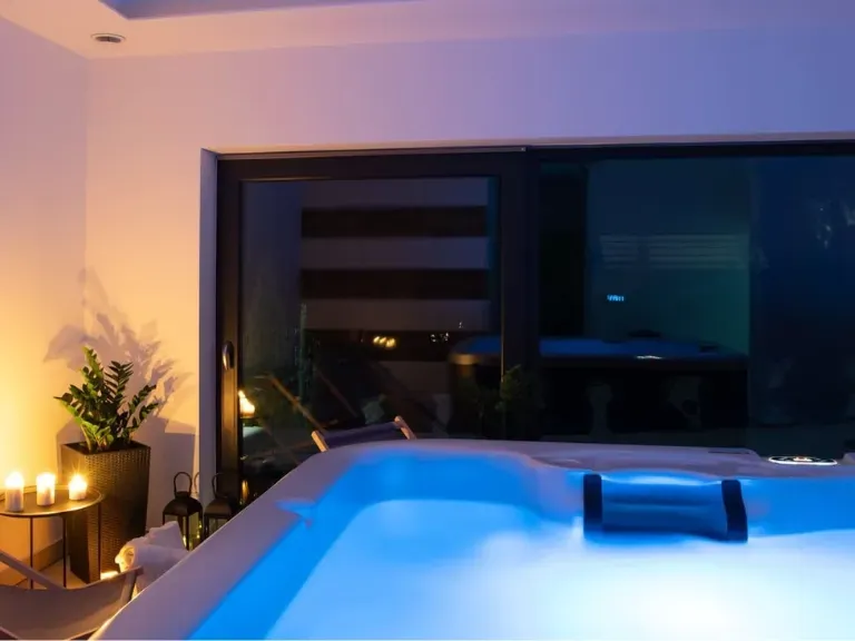 Jacuzzi, wieczór