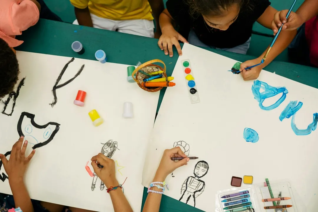 Rysujące i tworzące dzieci
