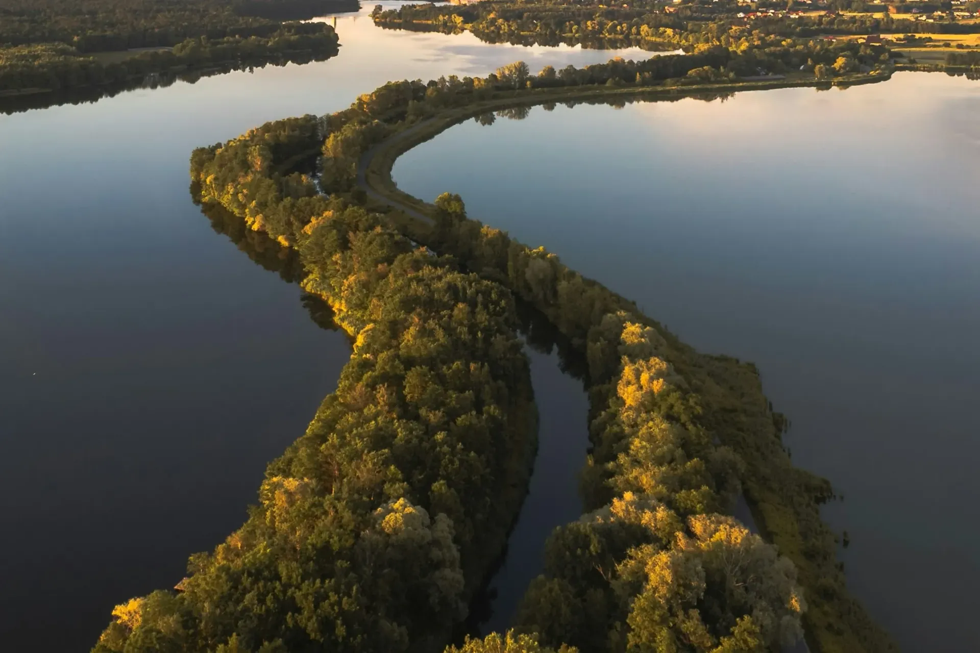 Jezioro z lotu ptaka
