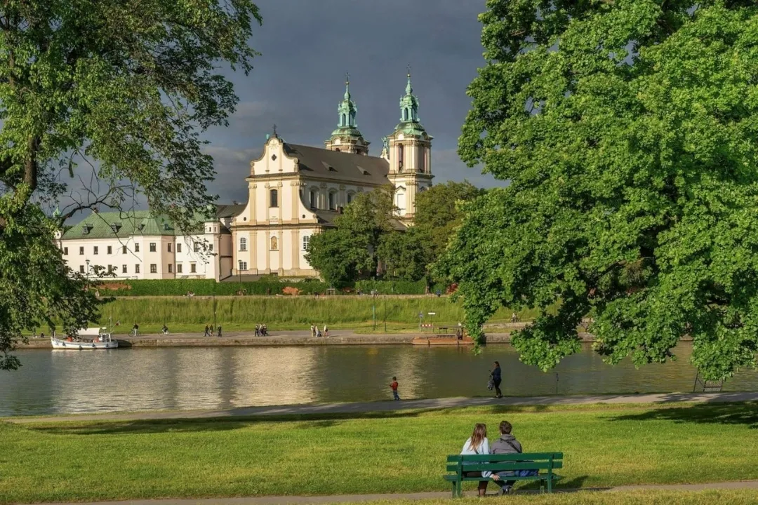 Kościół na Skałce, nad brzegiem Wisły, Kraków