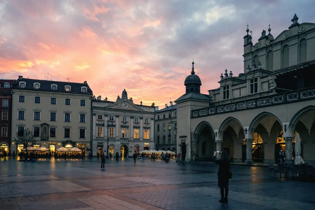Kraków, rynek wieczorem