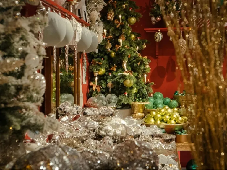 stoisko na jarmarku bożonarodzeniowym